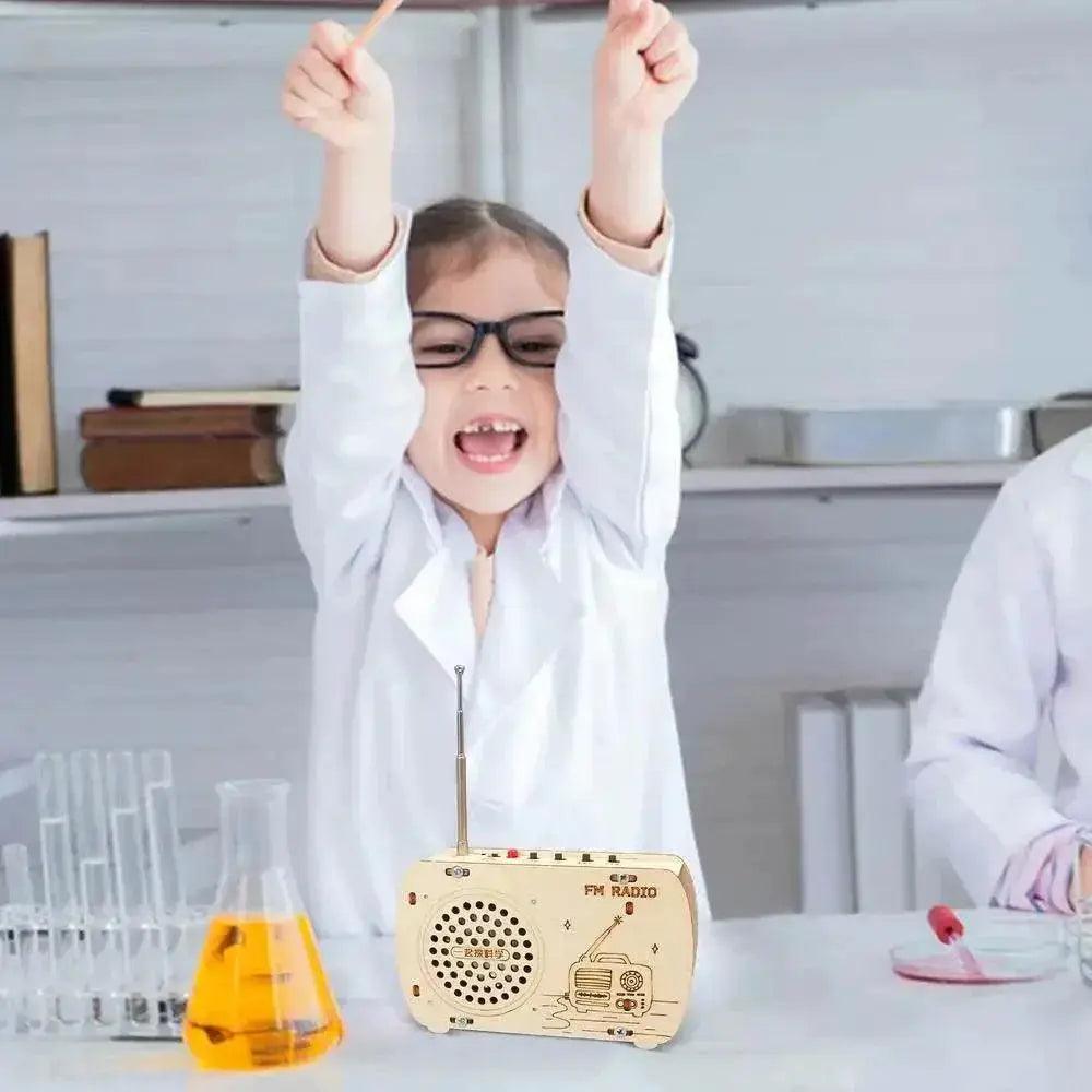  Interactive Wooden Radio Building Kit - Educational Electronics Set for Kids -  ToylandEU™