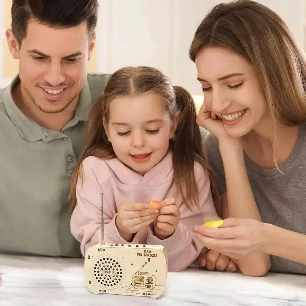  Interactive Wooden Radio Building Kit - Educational Electronics Set for Kids -  ToylandEU™