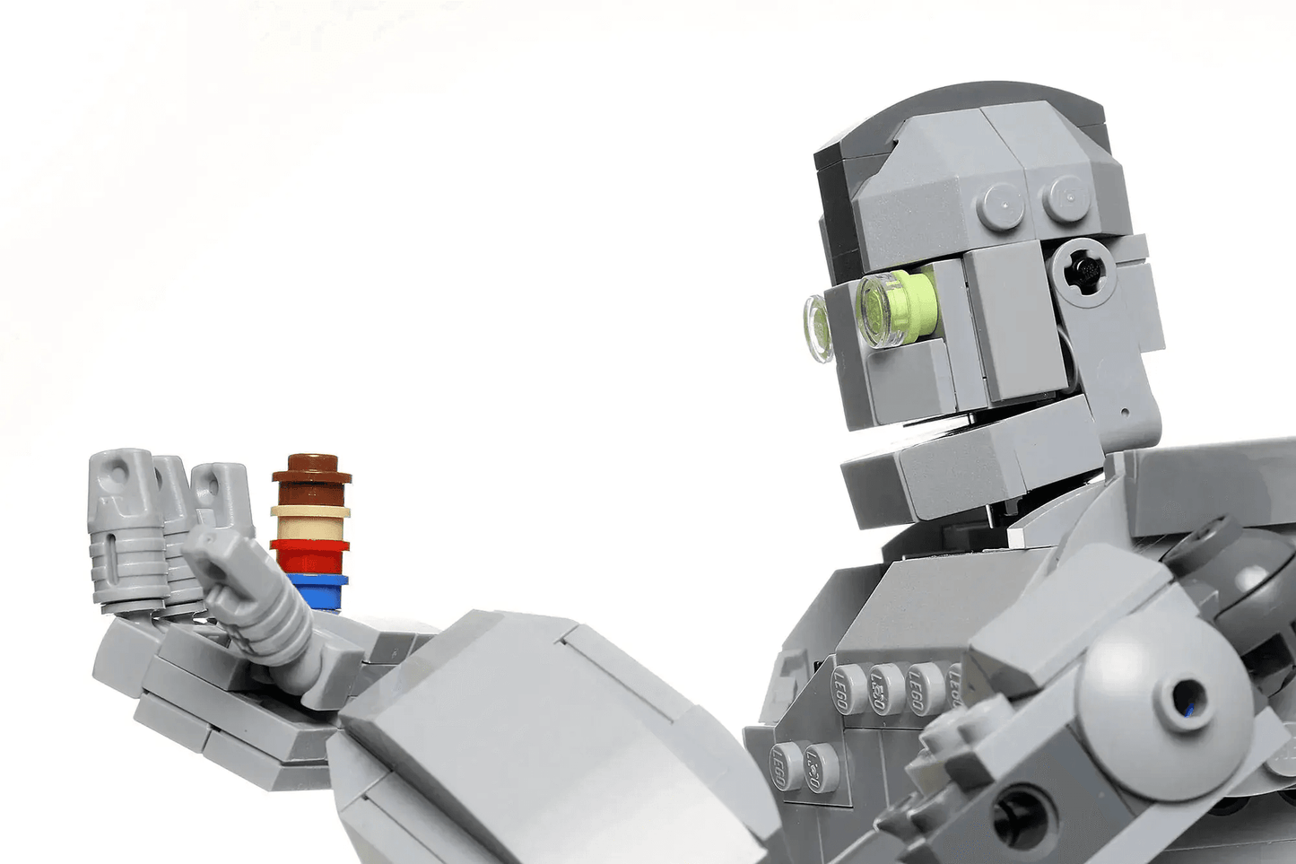 Iron Giant Lego Custom Figure With 23 Articulated Joints - ToylandEU