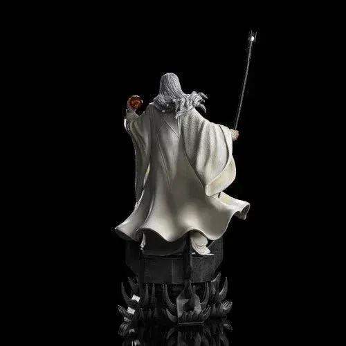 Lord Of The Rings Saruman Statue Premium Detail Collectible - ToylandEU