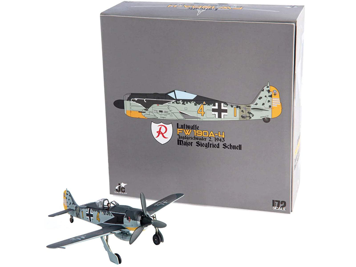 Focke-Wulf Fighter Model | 1/72 Scale | FW 190A-4 Diecast | Display Stand