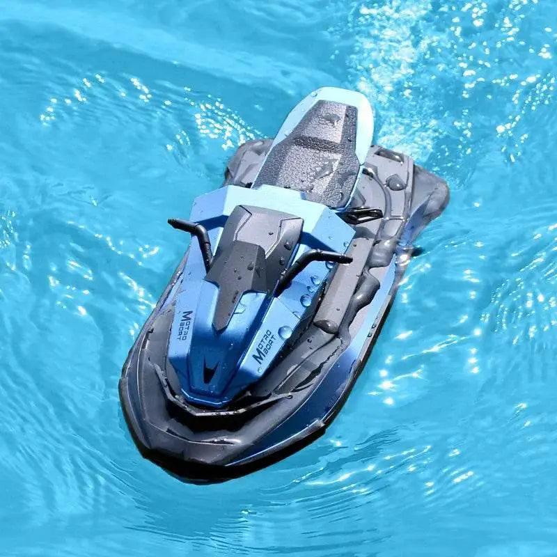  RC JJRC S9 2.4GHz Remote Control Racing Boat - 1:14 Scale High-Speed Electric RC Ship with Dual Motors and Two Speed Settings - Ideal Gift for Ages 6-14 -  ToylandEU™