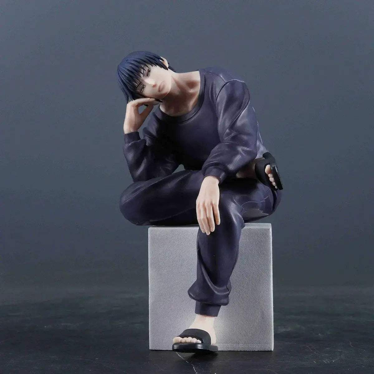 Jujutsu Kaisen Toji Fushiguro Sitting Pose Collectible Figure - ToylandEU