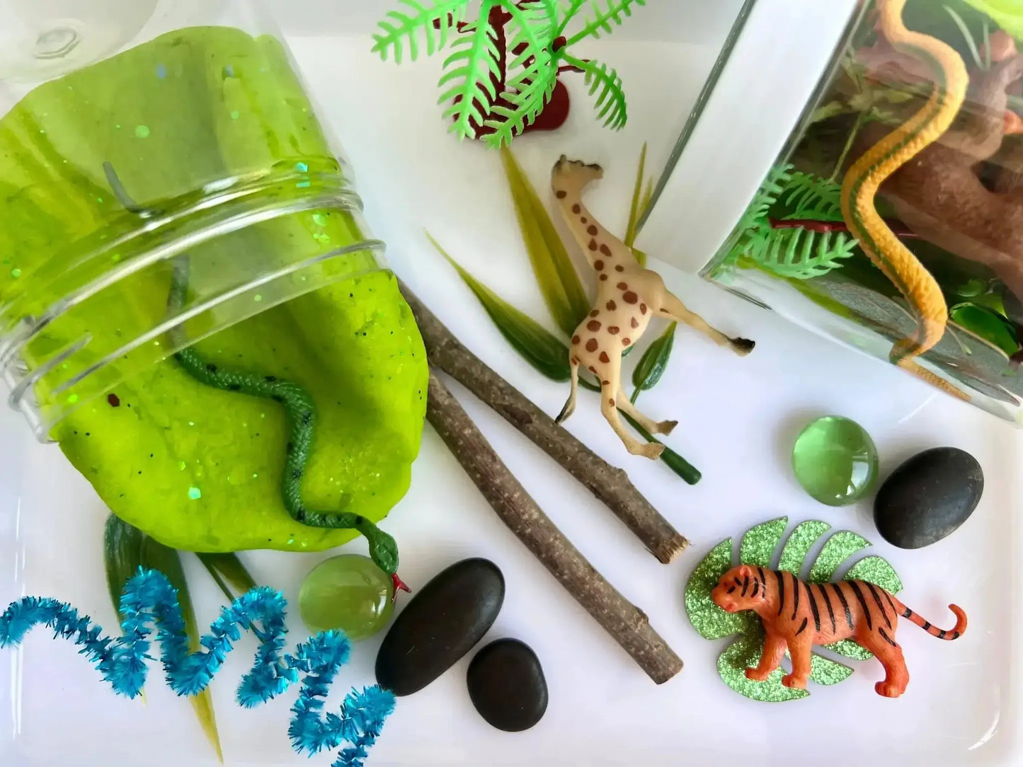 Jungle and Safari Animals Playdough Kit - ToylandEU