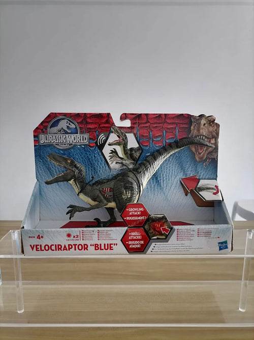 Jurassic World Action Figures: T-Rex & Pterosaur with Sound & Lights - ToylandEU