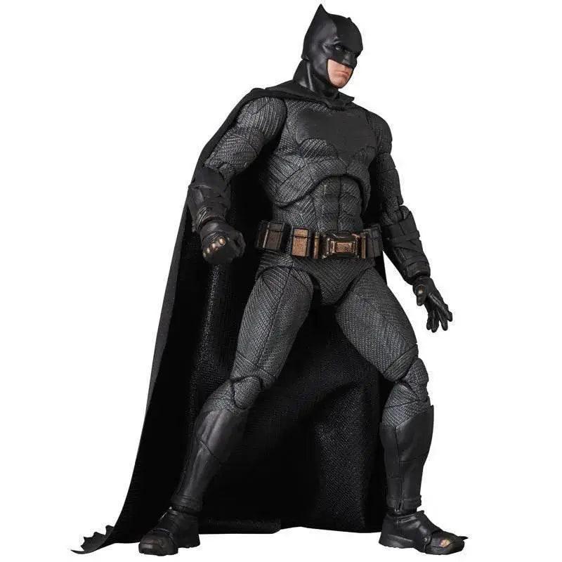  Justice League Bruce Wayne Mafex 056 Action Figure Toy -  ToylandEU™