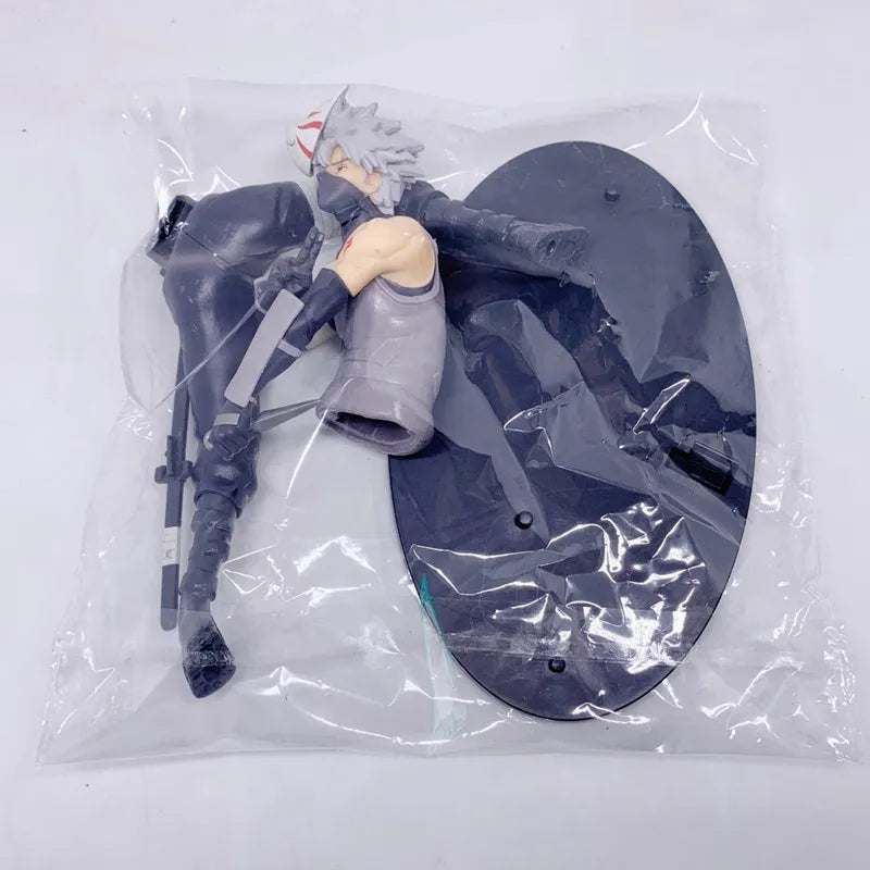  Kakashi Hatake Figure | Bandai 17 Cm PVC | Toylandeu™ 