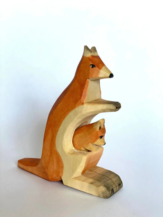  Kangaroo Figurine Handcrafted Wooden Baby In Pouch -  ToylandEU™
