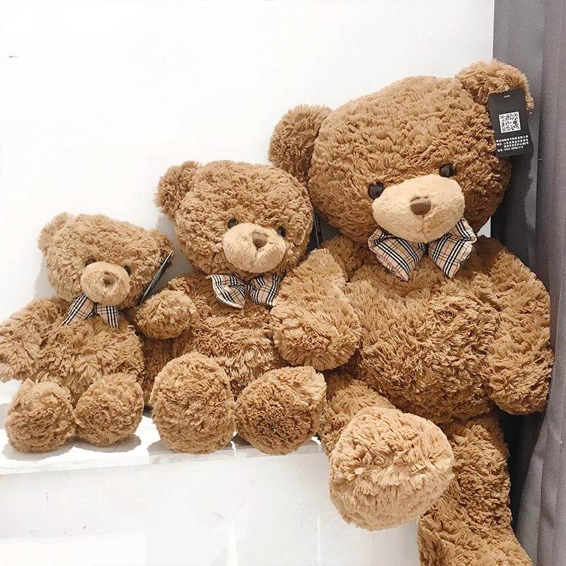 Kawaii Claire Giant Bear Plush Toy - The Ultimate Cuddle Buddy! - ToylandEU