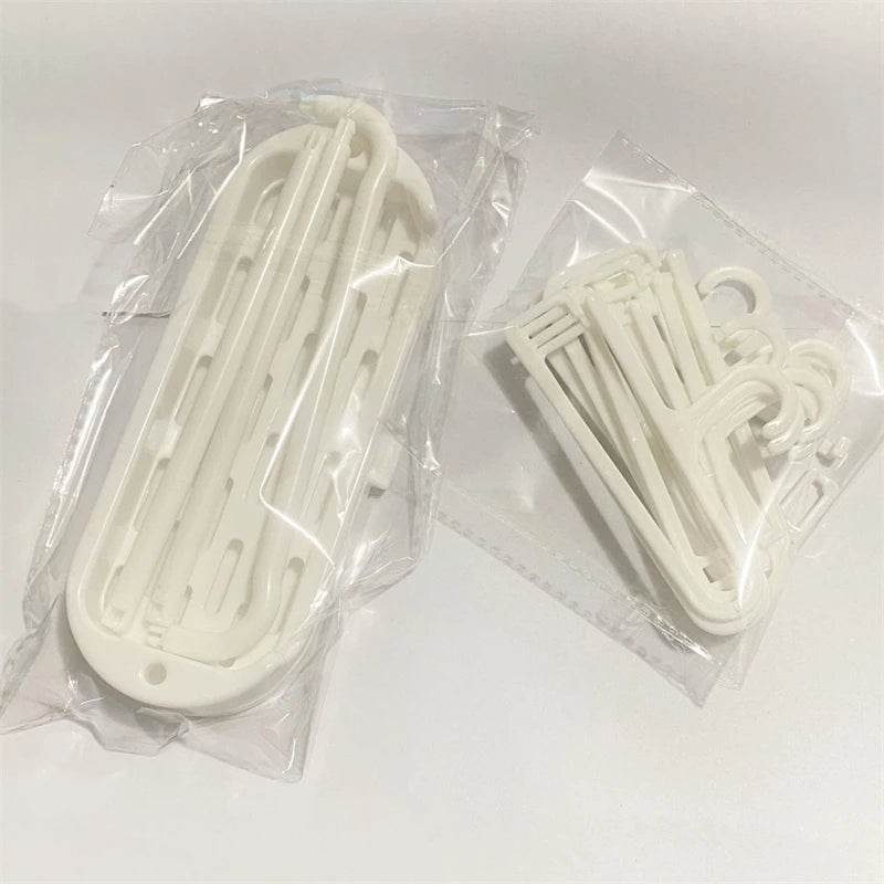 Kawaii Doll Clothes Hanger Storage Rack with 10 Pieces for Children's Toy Organization - ToylandEU