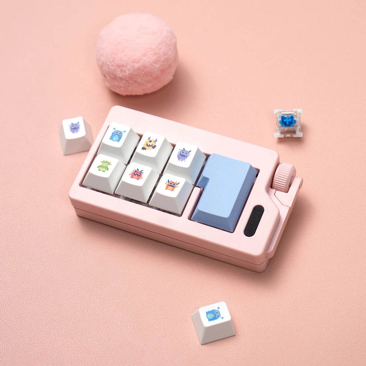 Keyboard Key Toy Finger Keyboard Keychain Fidget Clicker Toy Mechanical Keyboard Switch Keycaps Toys for Adults - ToylandEU