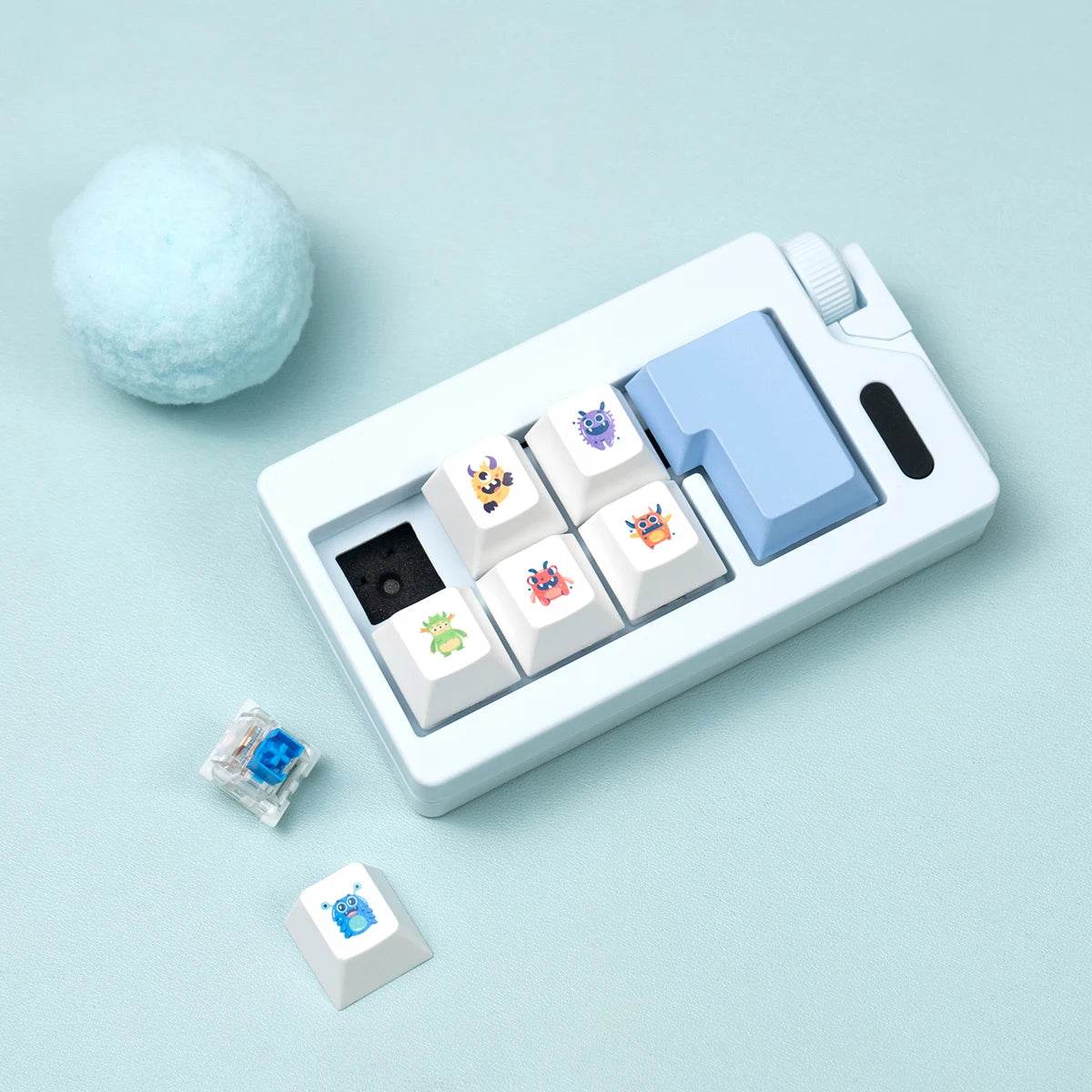 Keyboard Key Toy Finger Keyboard Keychain Fidget Clicker Toy Mechanical Keyboard Switch Keycaps Toys for Adults - ToylandEU