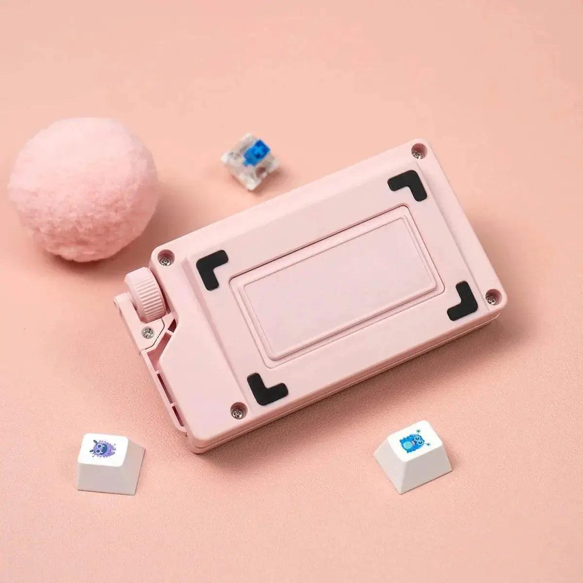  Keyboard Key Toy Finger Keyboard Keychain Fidget Clicker Toy Mechanical Keyboard Switch Keycaps Toys for Adults -  ToylandEU™