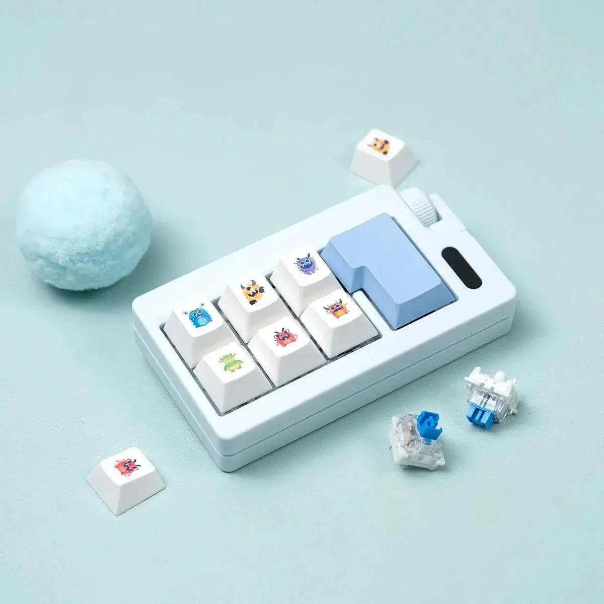  Keyboard Key Toy Finger Keyboard Keychain Fidget Clicker Toy Mechanical Keyboard Switch Keycaps Toys for Adults -  ToylandEU™