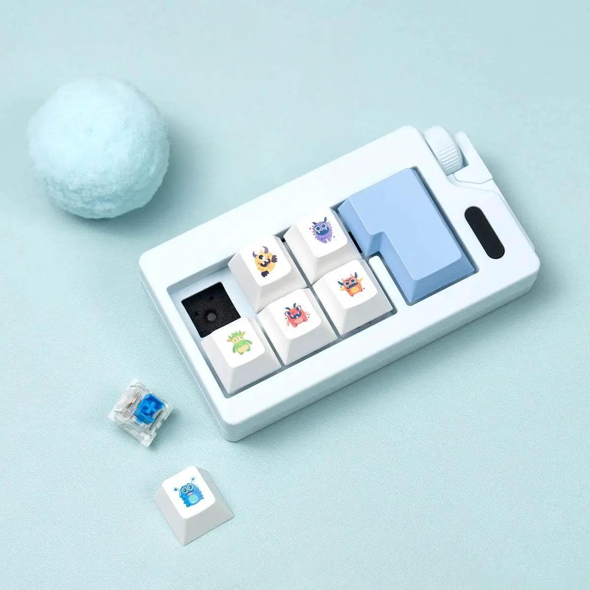  Keyboard Key Toy Finger Keyboard Keychain Fidget Clicker Toy Mechanical Keyboard Switch Keycaps Toys for Adults -  ToylandEU™