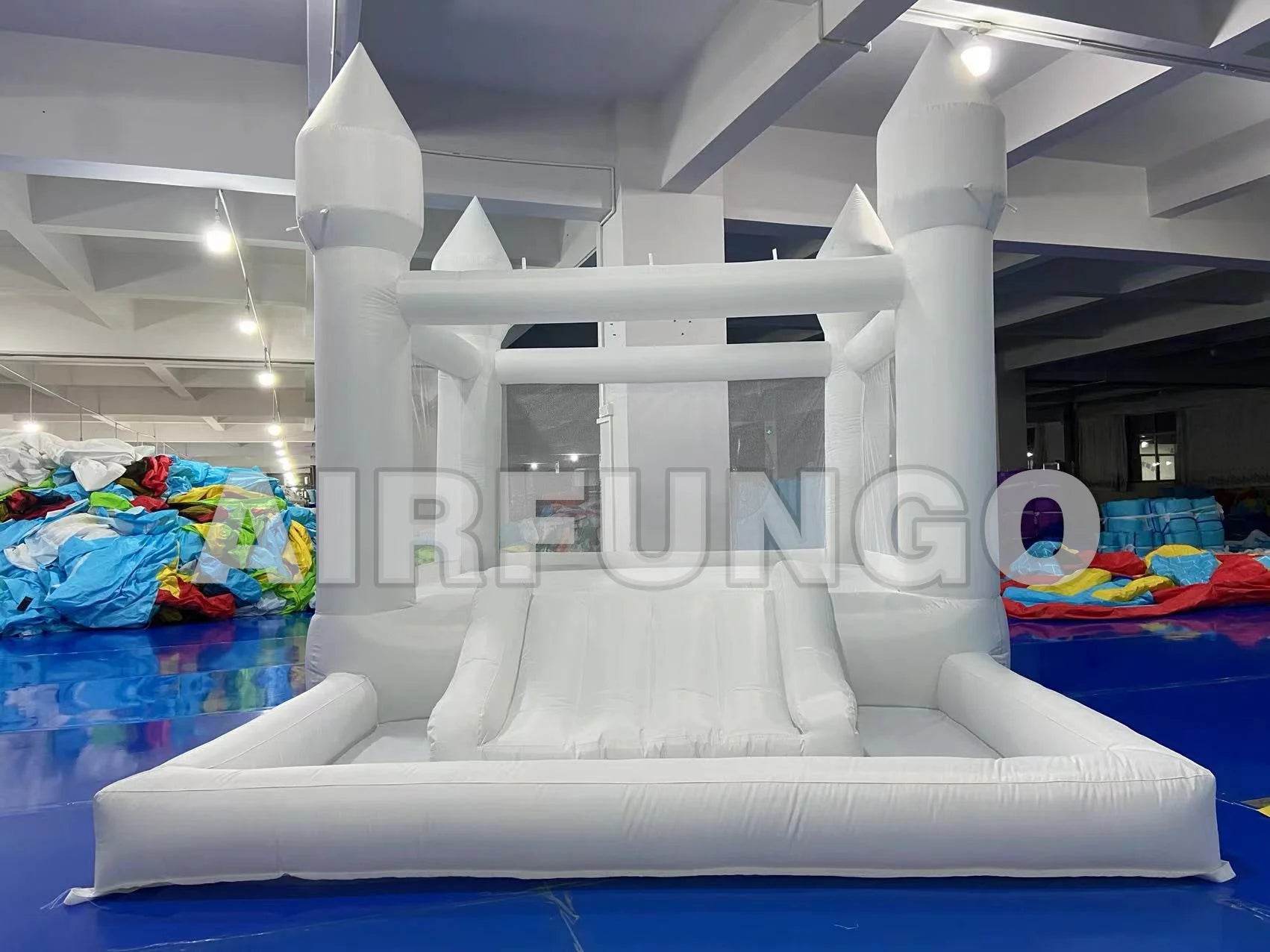 Kids 9x9x7ft Soft Play White Bounce House With Slide - ToylandEU
