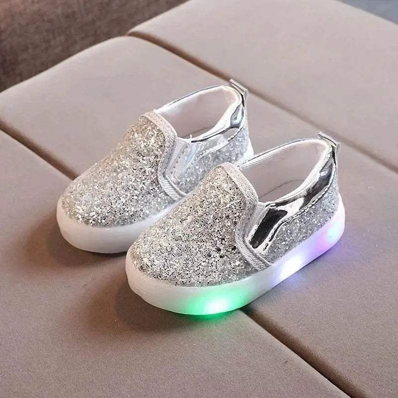  Kids Casual Sneaker LED Light Shoes for Toddlers -  ToylandEU™