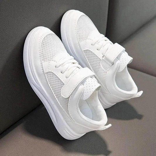  Kids Casual Sports Sneakers - Soft Leather Breathable Board Shoes for Boys and Girls in White -  ToylandEU™