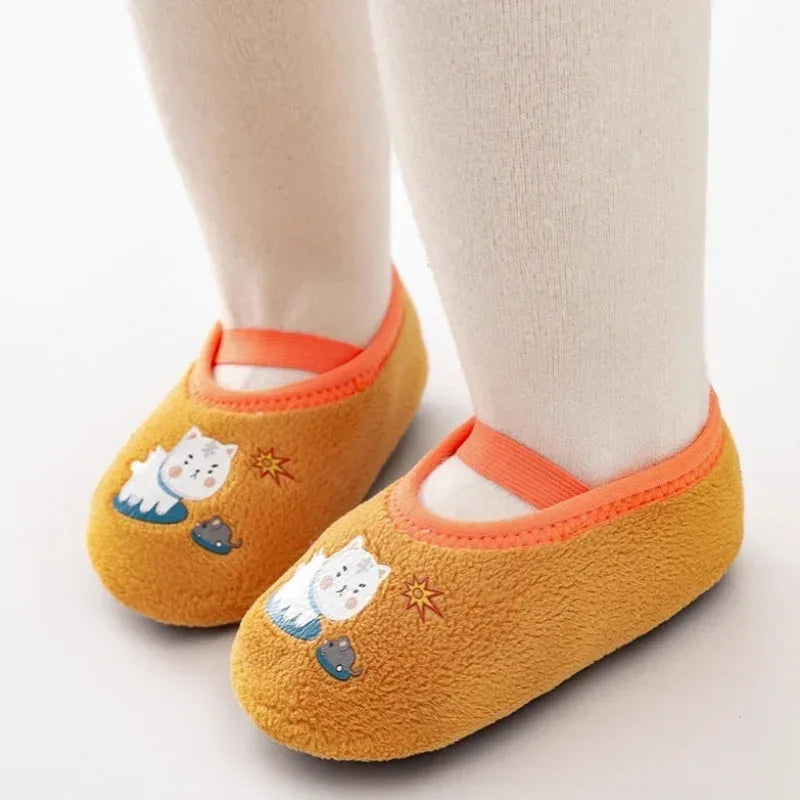 Kids Non Slip Fleece Indoor Floor Socks Anti Slip Booties - ToylandEU