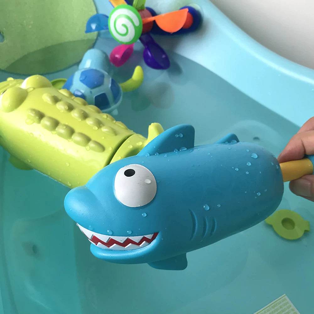Kids Pull-Out Water Gun Toys Shark Cartoon Design Summer Fun - ToylandEU