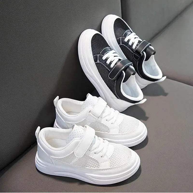  Kids Casual Sports Sneakers - Soft Leather Breathable Board Shoes for Boys and Girls in White -  ToylandEU™