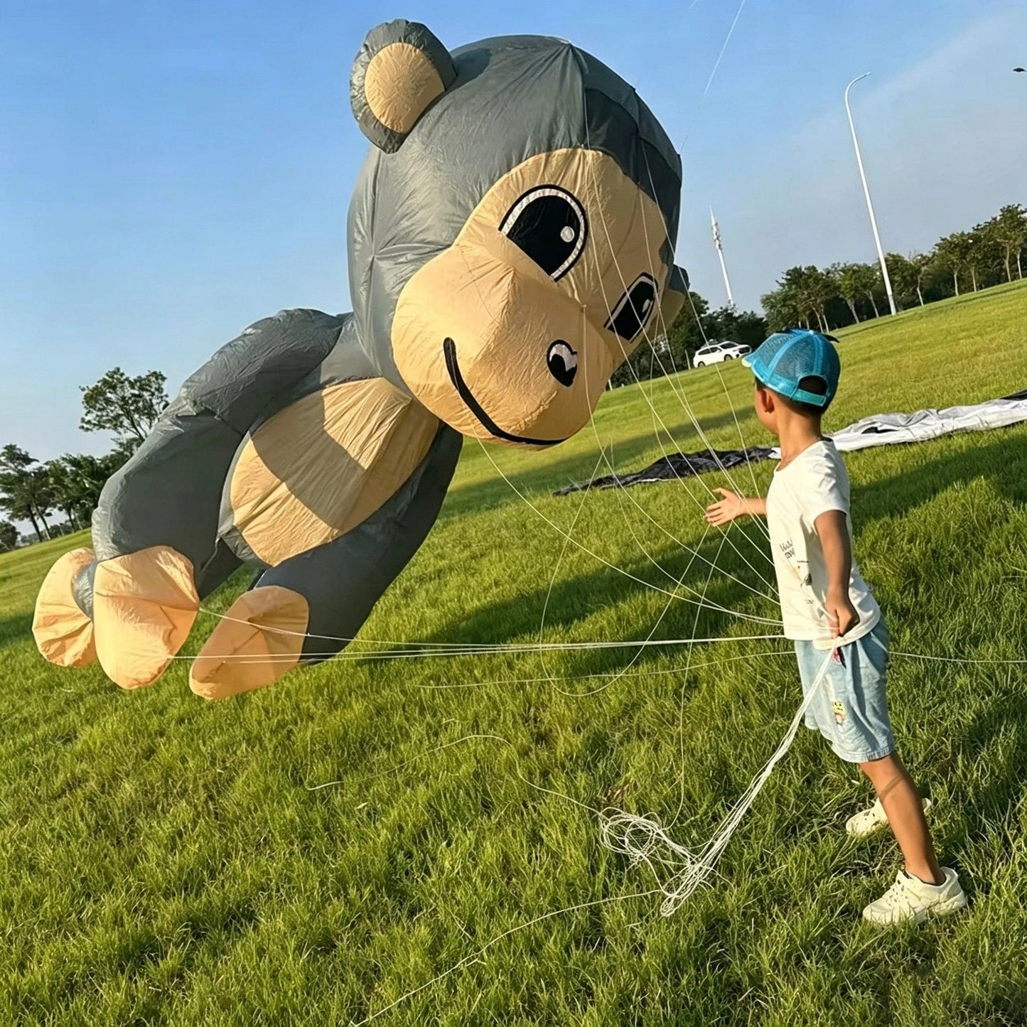  Kite | 3.5m Cheering Monkey Design | Toylandeu™ 