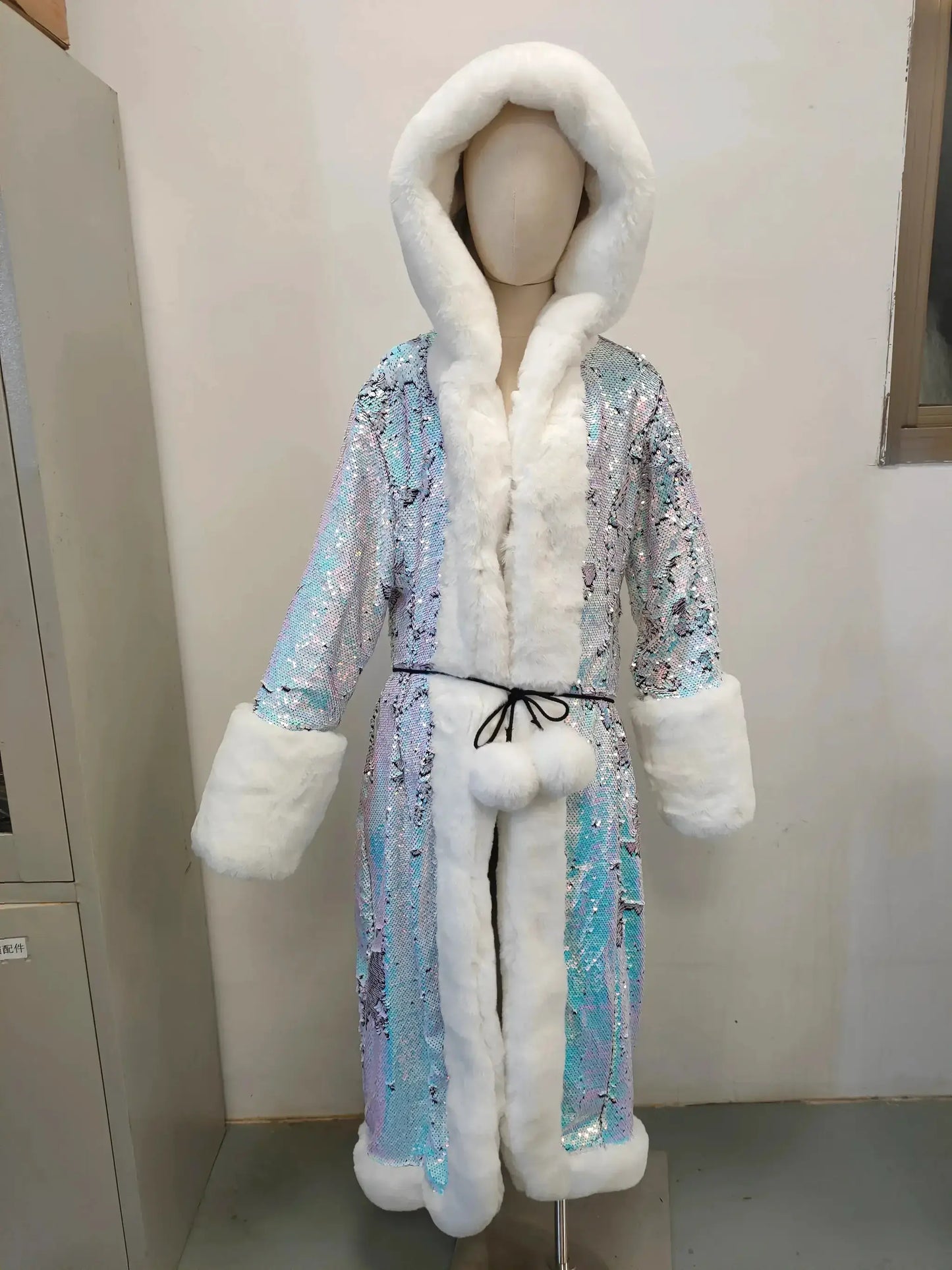 LED Light Up Faux Fur Rave Jacket For Dance Performances - ToylandEU