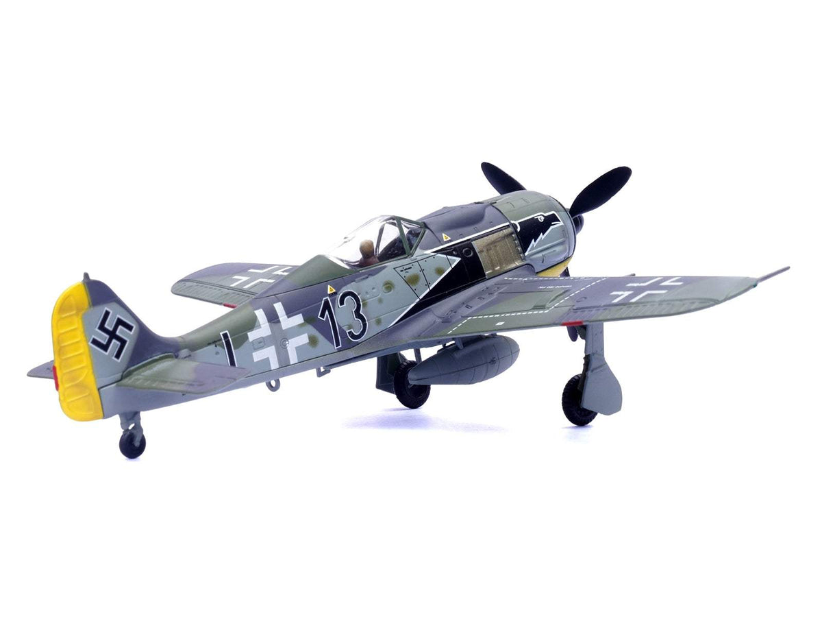 Focke-Wulf Fw 190A Aircraft | 1/72 Diecast Aircraft Model | Legion | Black 13 8./JG 2 Richthofen France Series