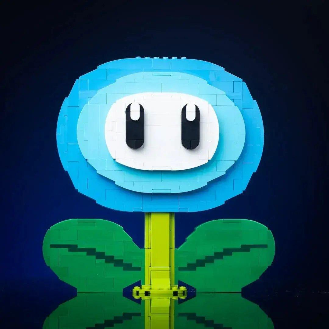  LEGO Ice Flower Life Size Display Model 465 Bricks -  ToylandEU™