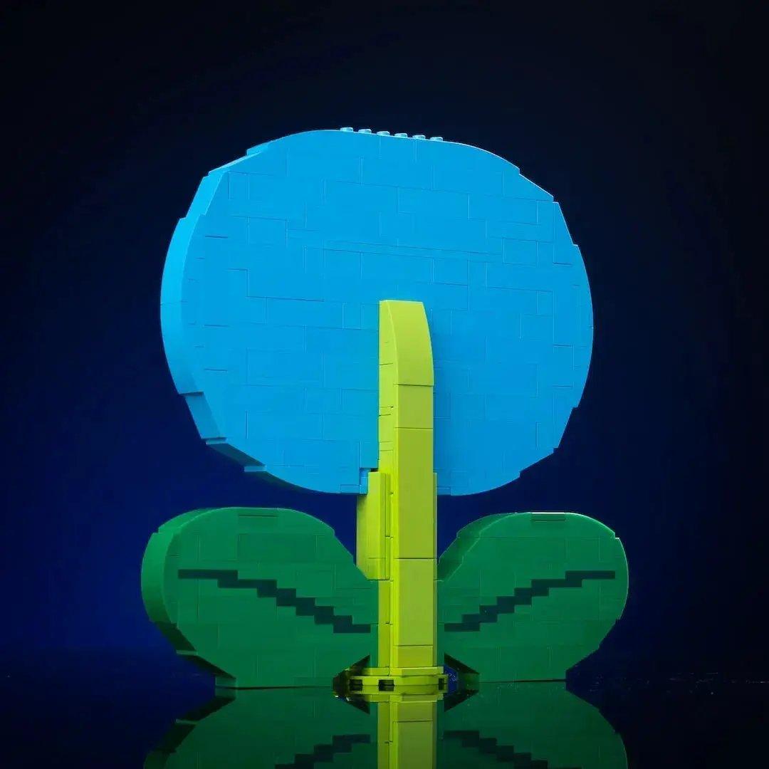  LEGO Ice Flower Life Size Display Model 465 Bricks -  ToylandEU™