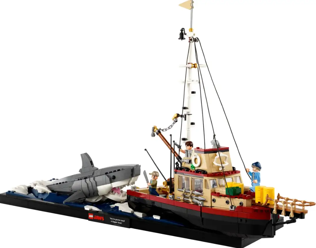  LEGO Ideas Jaws Diorama Kit 21350 Epic Collectible -  ToylandEU™