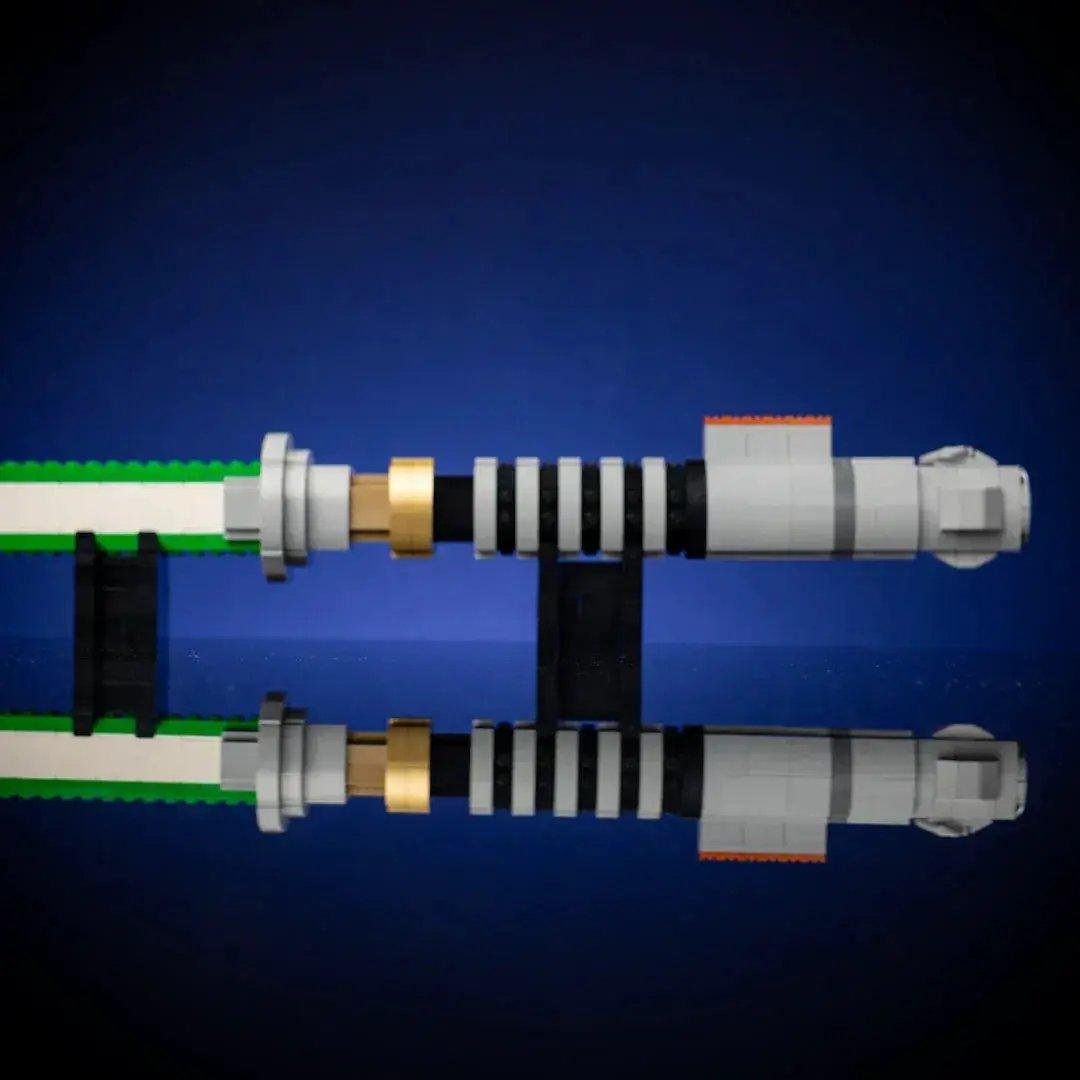  LEGO Lightsaber Luke Skywalker Life Size Glow Replica -  ToylandEU™