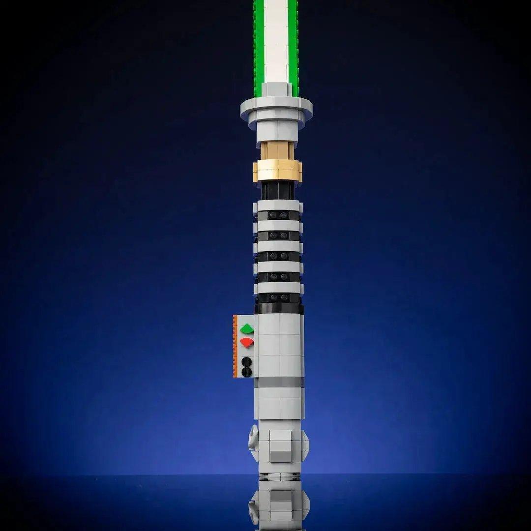 LEGO Lightsaber Luke Skywalker Life Size Glow Replica -  ToylandEU™