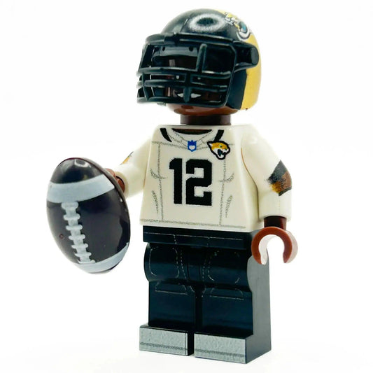  LEGO Minifigure Football Player With Custom Helmet -  ToylandEU™