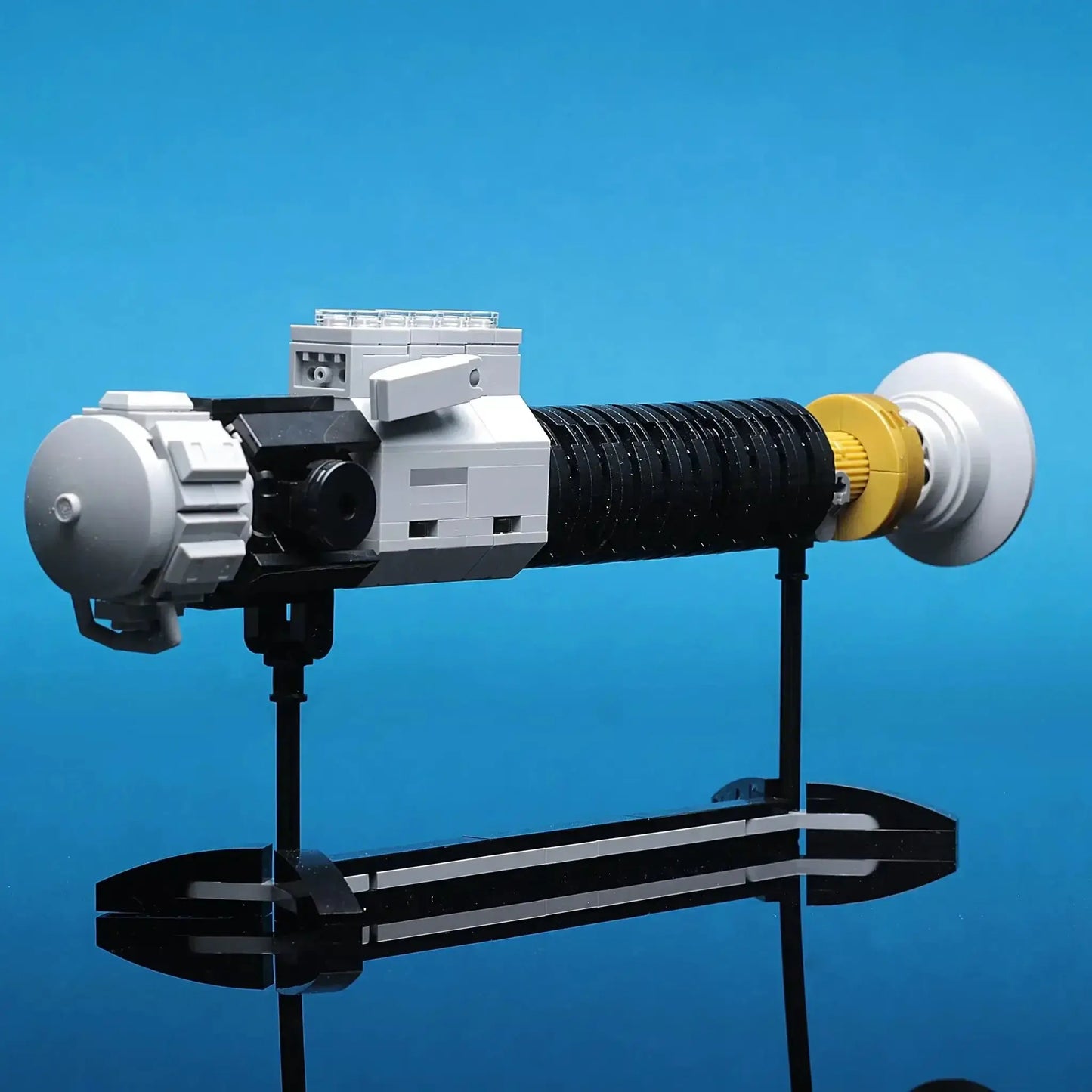  LEGO Obi Wan Kenobi Lightsaber Life Size Stand Display -  ToylandEU™