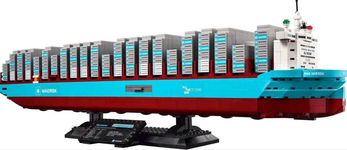 LEGO®  Maersk Dual-Fuel Container Vessel 1516-Piece Set -  ToylandEU™
