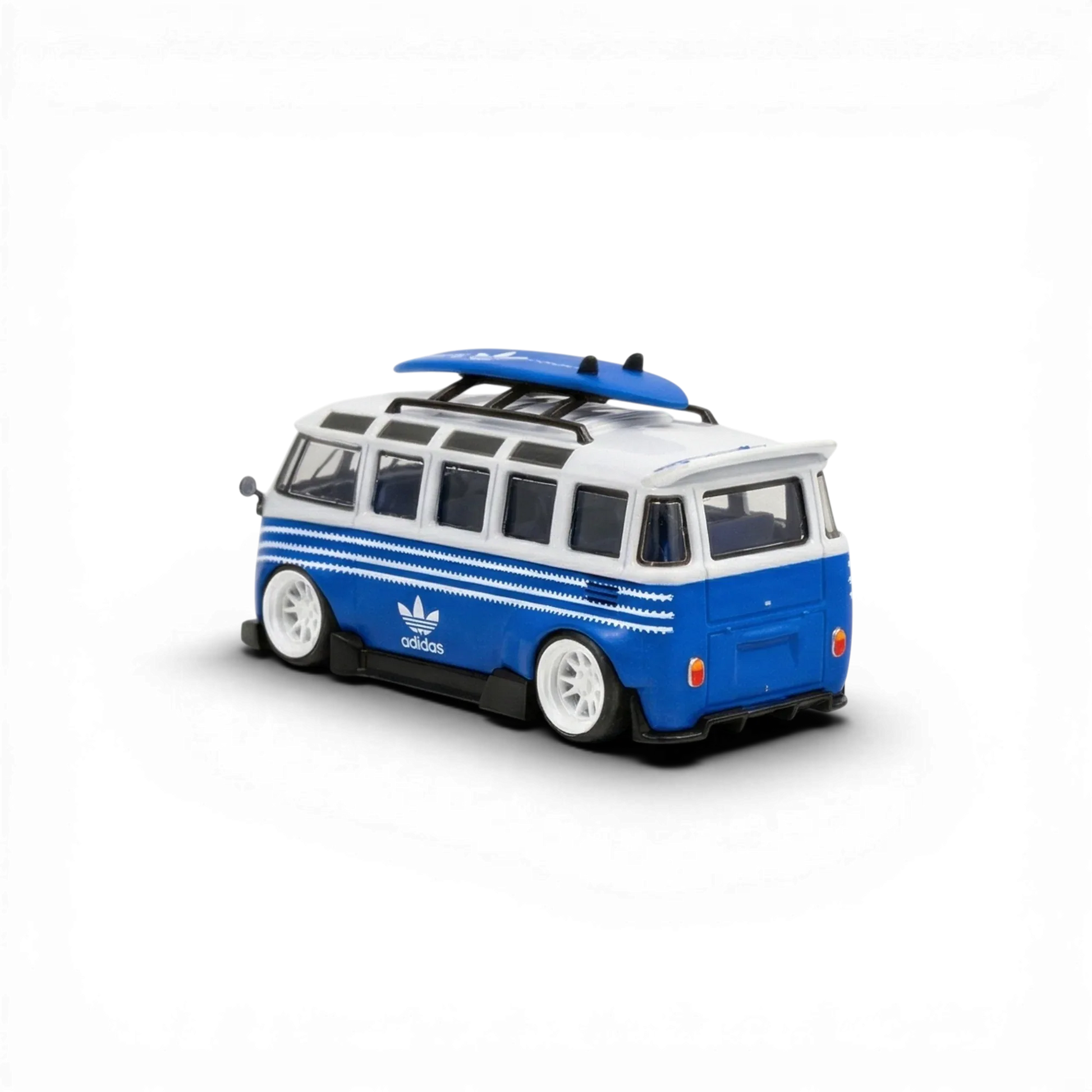 LF Model Volkswagen T1 Kombi with Surfboards Blue/White 1:64 - ToylandEU