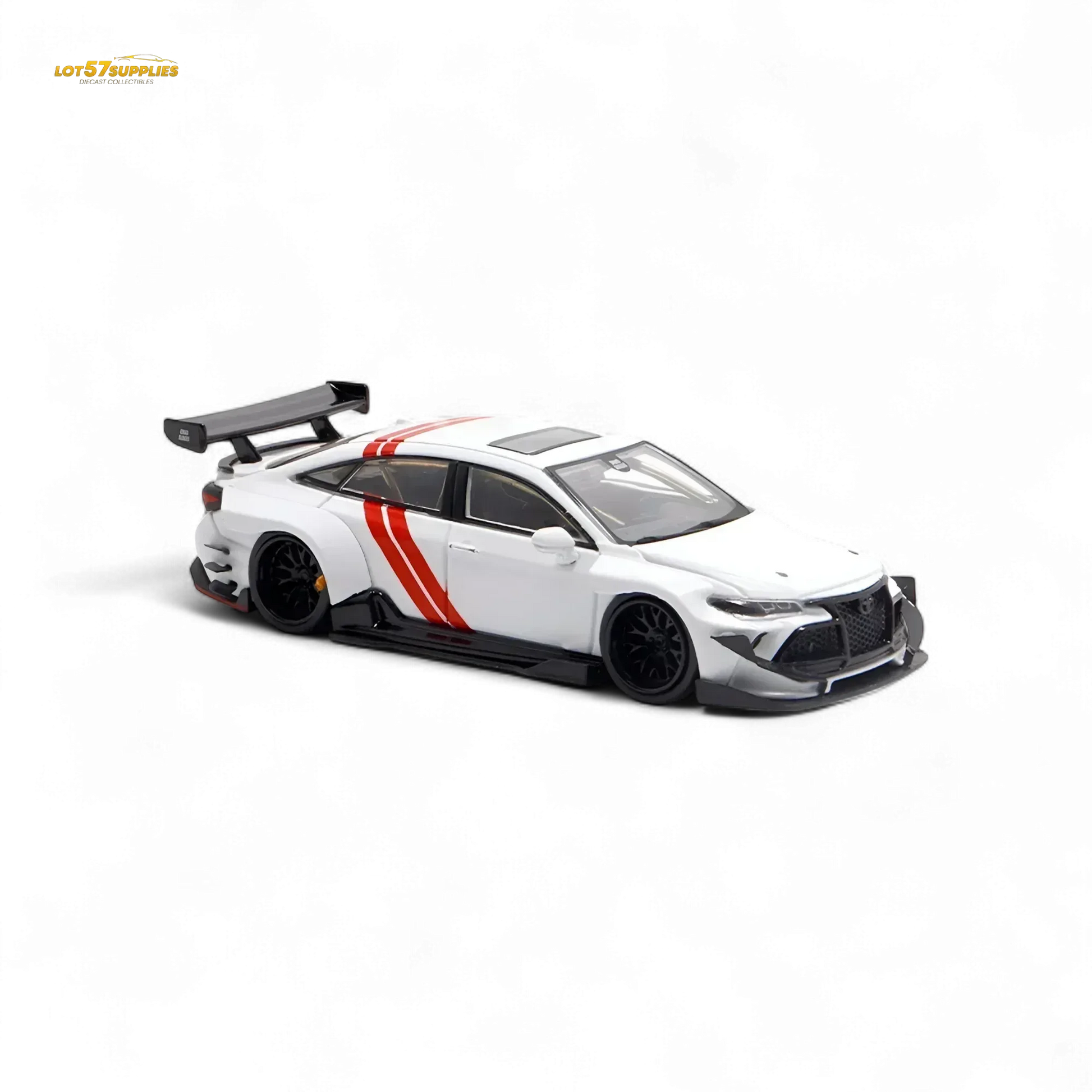 LMF Toyota Avalon Modified Concept - White Livery 1:64 - ToylandEU