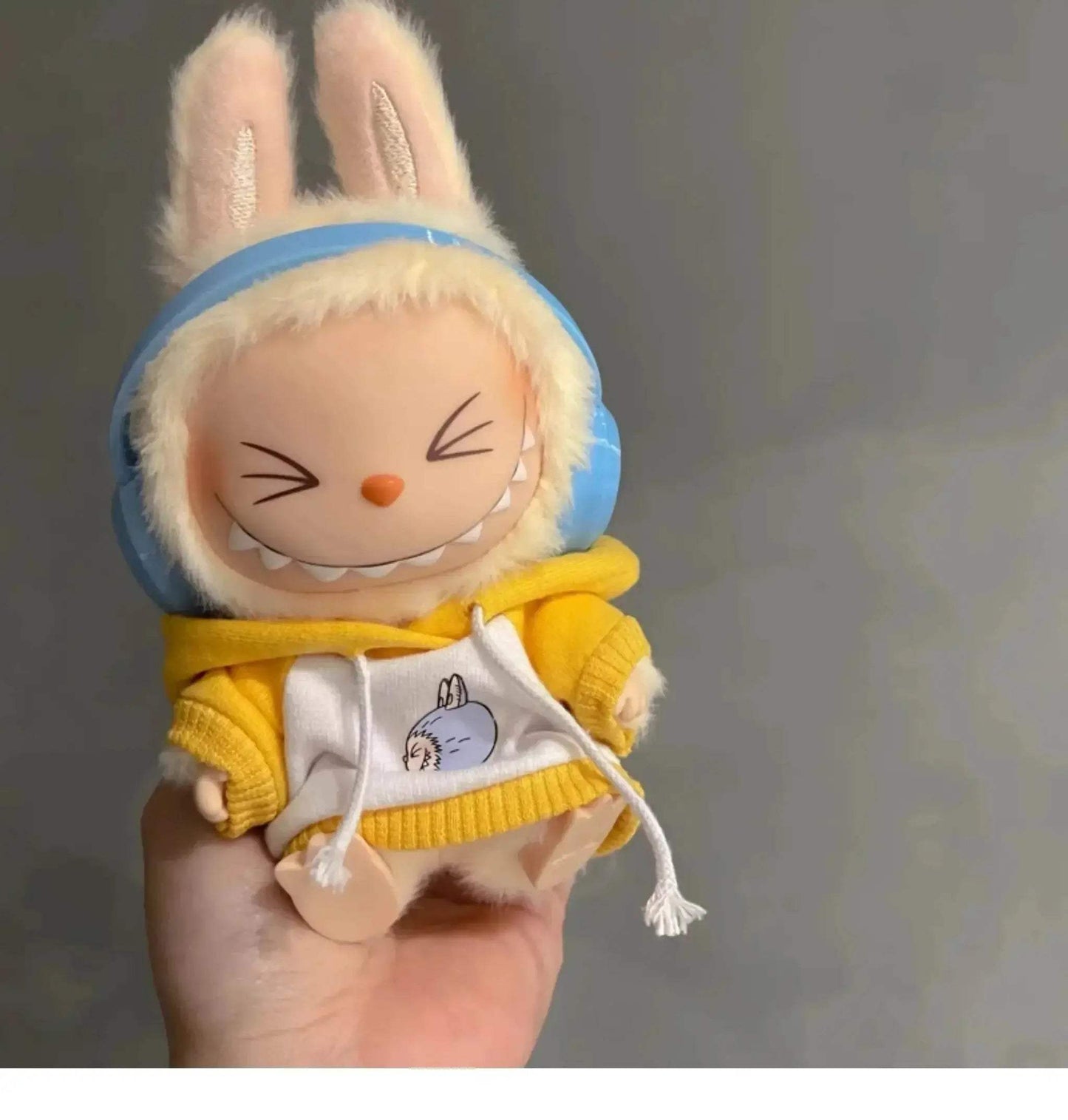 Labubu Accessories: 17cm Labubu Fashion Earphone Doll Earphones - ToylandEU