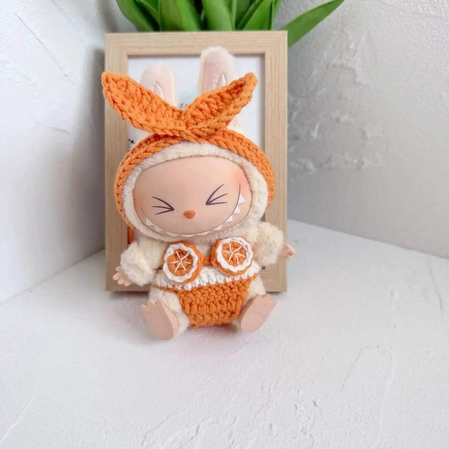 Labubu Outfit: Sunny Beach Chair Mini Lounge for Dolls - ToylandEU