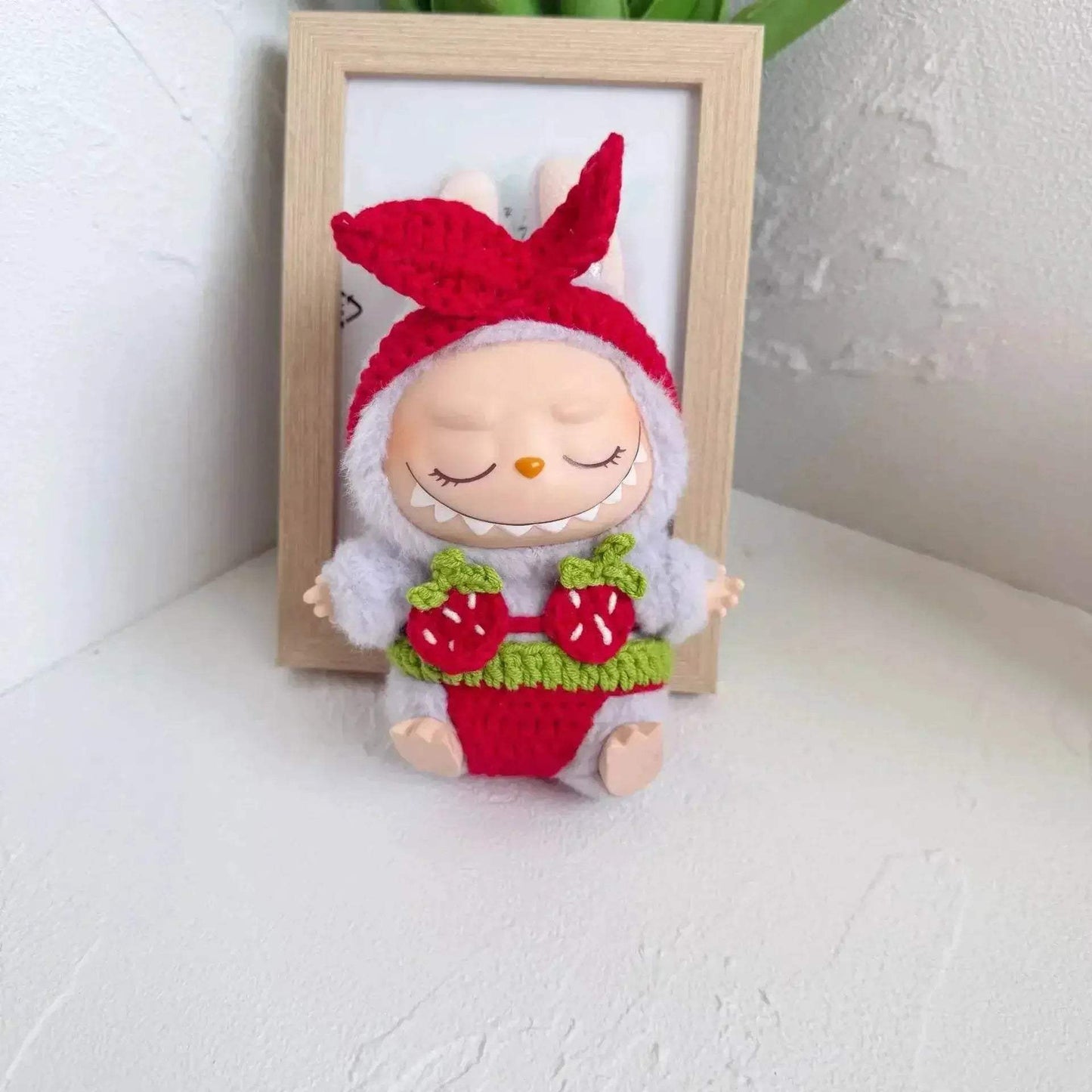 Labubu Outfit: Sunny Beach Chair Mini Lounge for Dolls - ToylandEU
