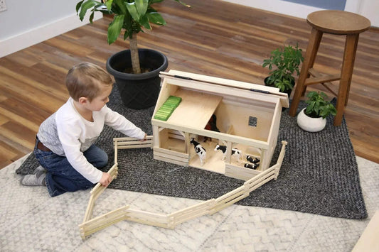  Amish Handcrafted A Frame Barn Toy With Hay Loft -  ToylandEU™