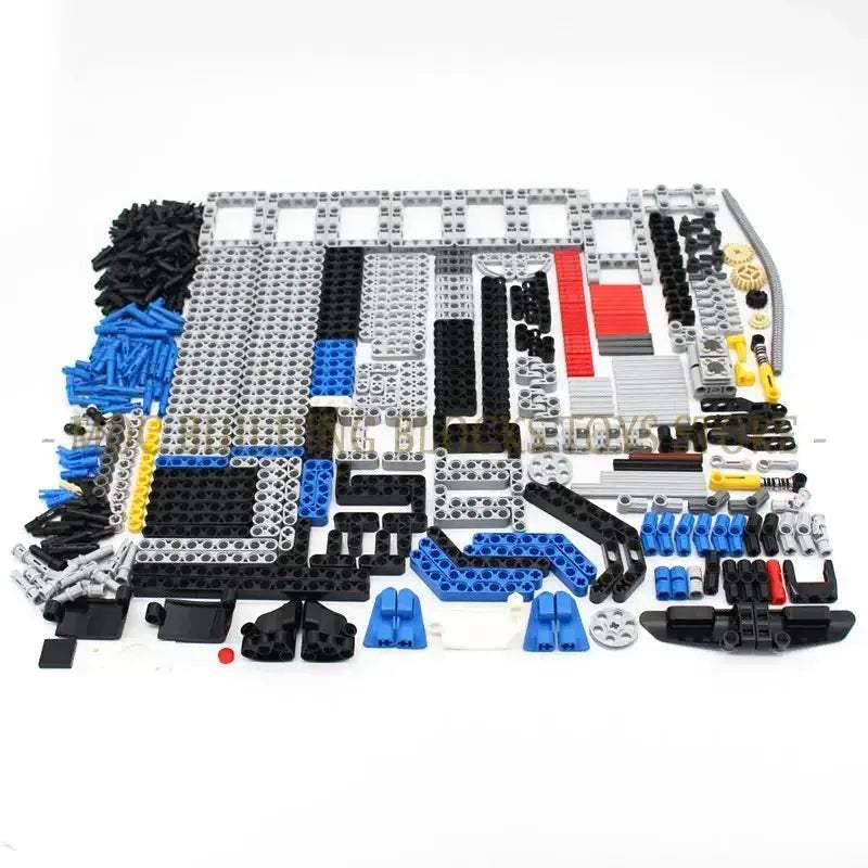 Lego Compatible Technical Building Blocks 590 Piece Bulk Set - ToylandEU