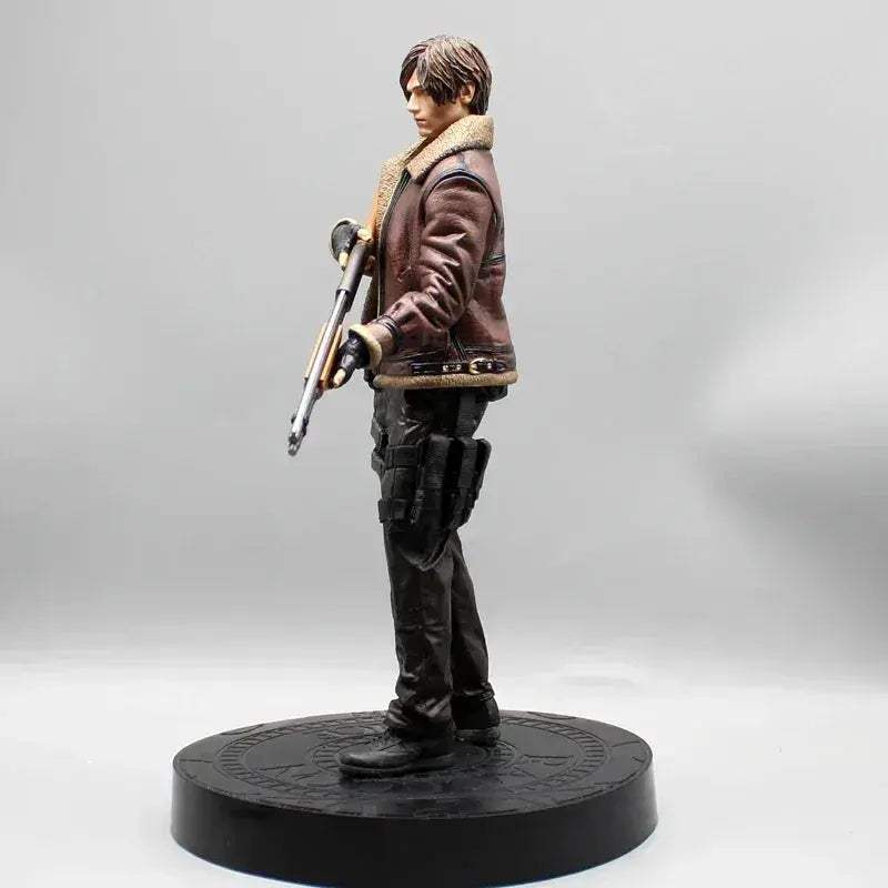Leon Scott Kennedy Zombie Hunter Anime Figurine, Resident Evil 4 Action Figure PVC Statue 33 CM - ToylandEU