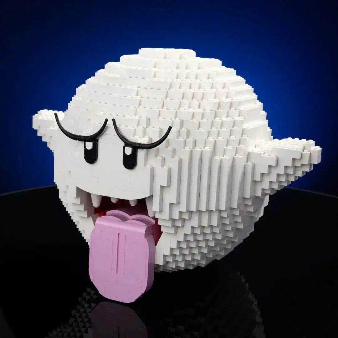  Life Size LEGO Angry Ghost With 1900 Bricks On Clear Stand -  ToylandEU™
