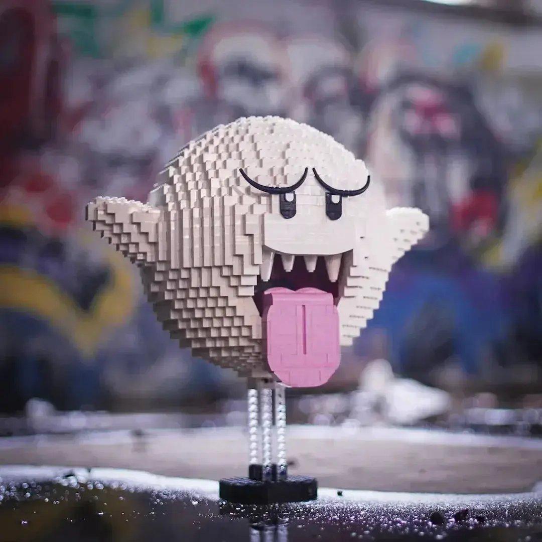  Life Size LEGO Angry Ghost With 1900 Bricks On Clear Stand -  ToylandEU™