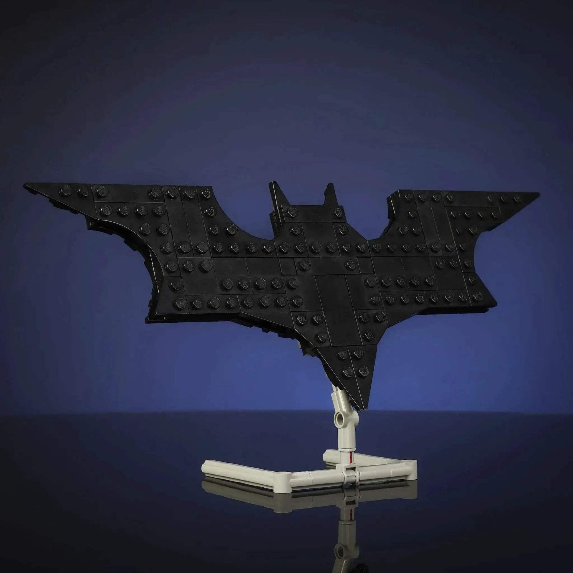 Life-Sized Bat-Weapons - ToylandEU