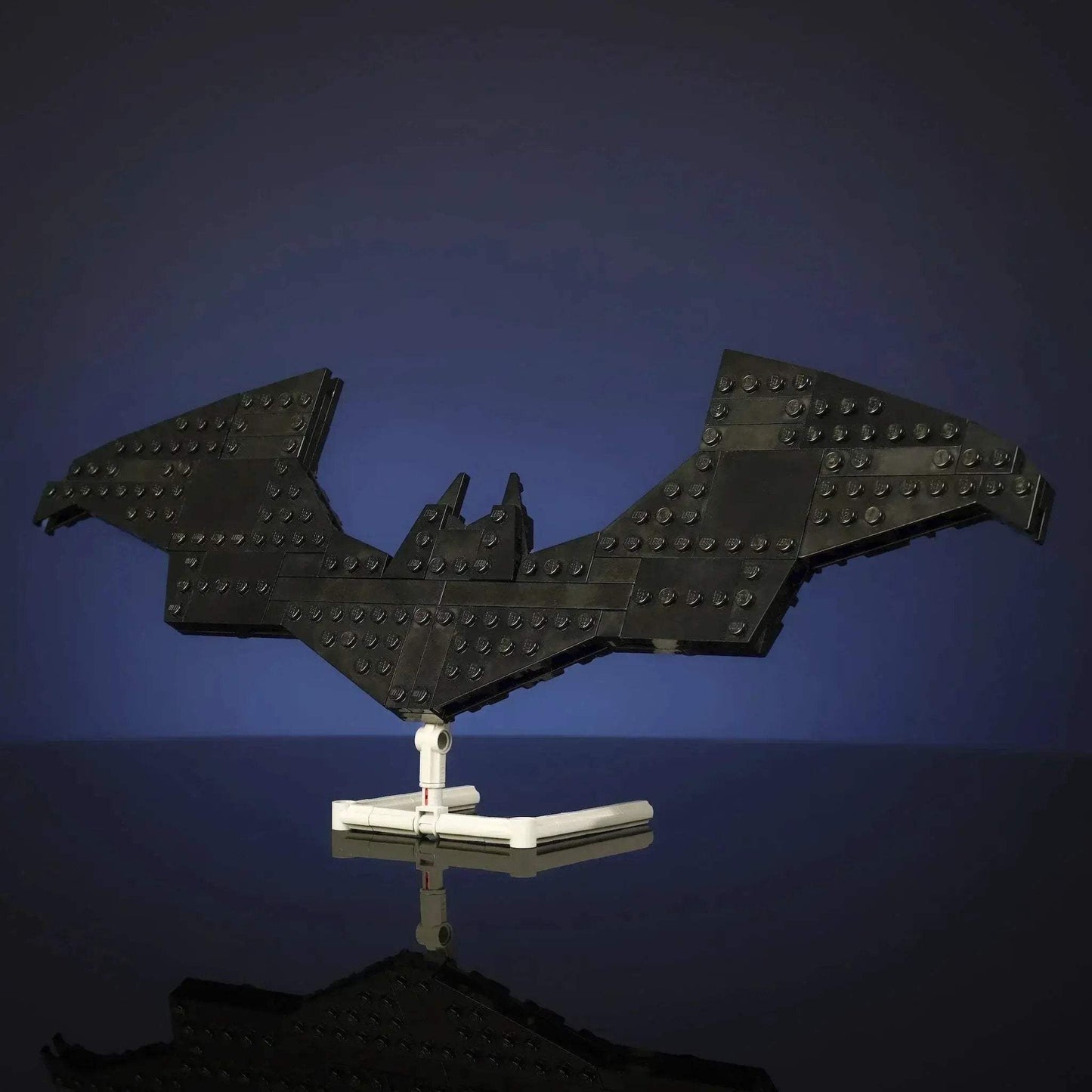 Life-Sized Bat-Weapons - ToylandEU