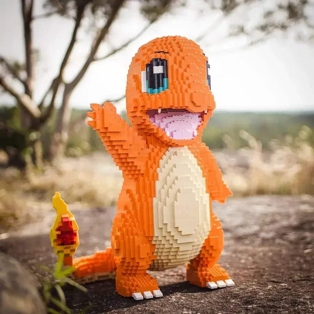 Life-Sized Fire Lizard - ToylandEU