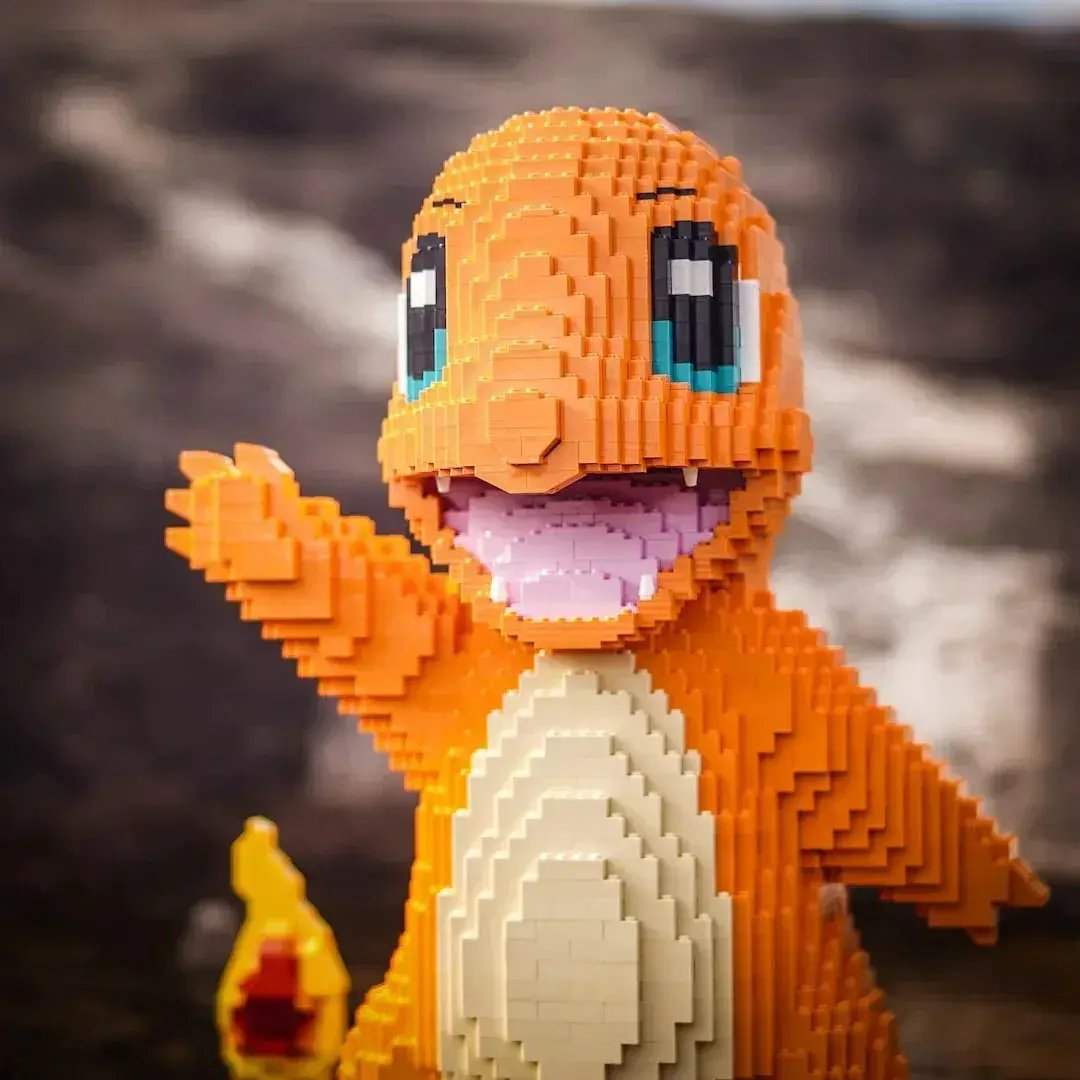 Life-Sized Fire Lizard - ToylandEU